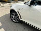 Infiniti QX70 2014 года за 12 800 000 тг. в Алматы – фото 4