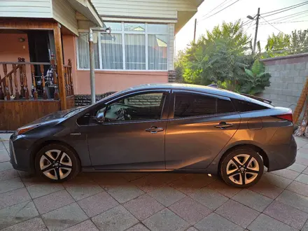 Toyota Prius 2020 года за 11 900 000 тг. в Алматы – фото 10