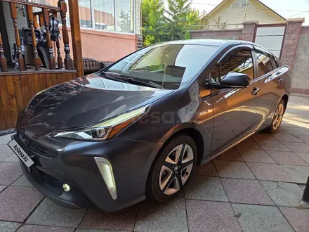 Toyota Prius 2020 года за 11 900 000 тг. в Алматы – фото 2