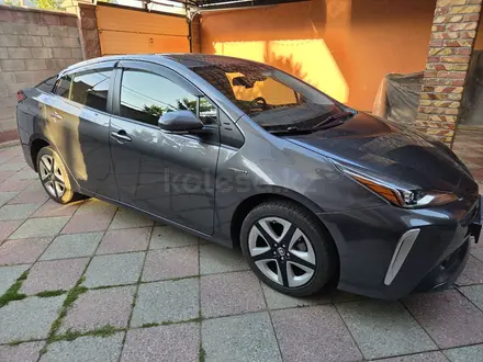 Toyota Prius 2020 года за 11 900 000 тг. в Алматы – фото 3