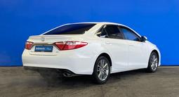 Toyota Camry 2015 года за 10 360 000 тг. в Шымкент – фото 3