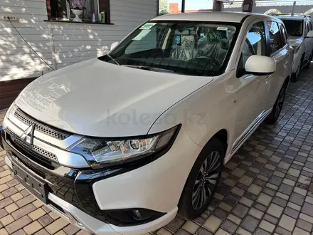 Mitsubishi Outlander 2022 года за 12 700 000 тг. в Шымкент – фото 2