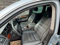 Volkswagen Touareg 2003 года за 5 950 000 тг. в Алматы – фото 38