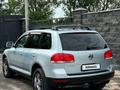 Volkswagen Touareg 2003 года за 5 950 000 тг. в Алматы – фото 9