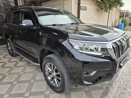 Toyota Land Cruiser Prado 2019 года за 28 500 000 тг. в Шымкент – фото 3