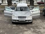 Mercedes-Benz E 240 2002 годаfor5 200 000 тг. в Алматы