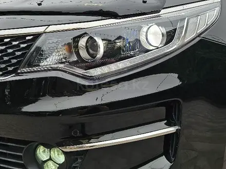 Kia K5 2015 года за 8 600 000 тг. в Алматы – фото 10