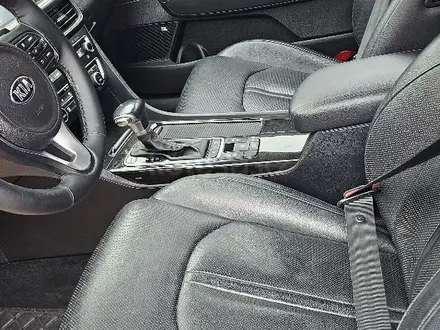 Kia K5 2015 года за 8 600 000 тг. в Алматы – фото 12
