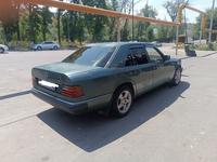 Mercedes-Benz E 230 1992 годаfor1 600 000 тг. в Алматы