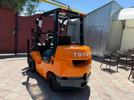 Toyota  7FG30 2002 года за 5 500 000 тг. в Алматы – фото 3