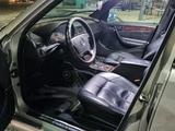 Mercedes-Benz C 280 1995 года за 3 200 000 тг. в Караганда – фото 4