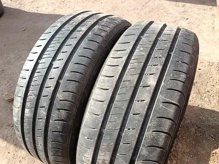 Шины 205/55 R16 — "Kumho EcoWing ES01" (Корея), летние. На обеих за 25 000 тг. в Астана – фото 2