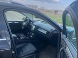 Volkswagen Touareg 2011 года за 11 200 000 тг. в Астана – фото 4