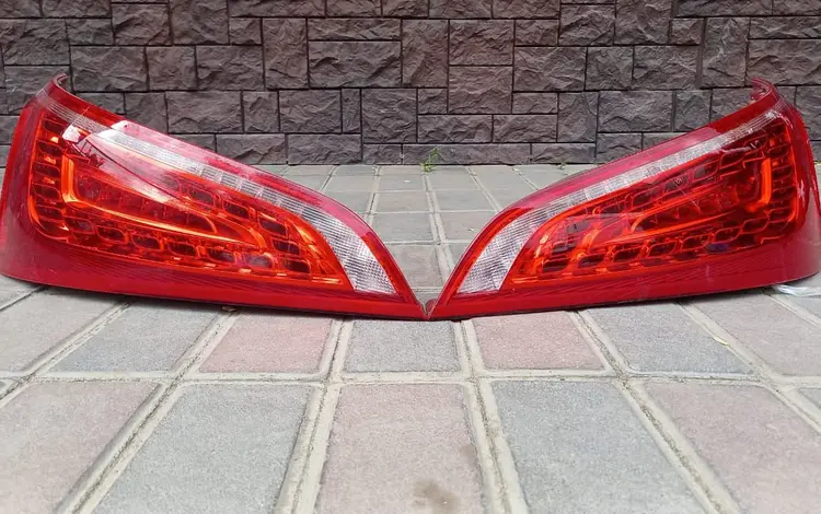 Задние фонари на Audi Q5 за 140 000 тг. в Алматы