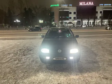 Volkswagen Vento 1992 года за 1 299 999 тг. в Астана – фото 2