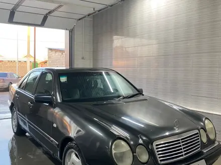 Mercedes-Benz E 280 1996 года за 2 000 000 тг. в Шымкент – фото 6