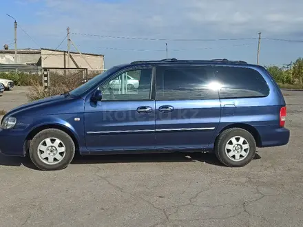 Kia Carnival 2003 года за 4 200 000 тг. в Петропавловск – фото 5