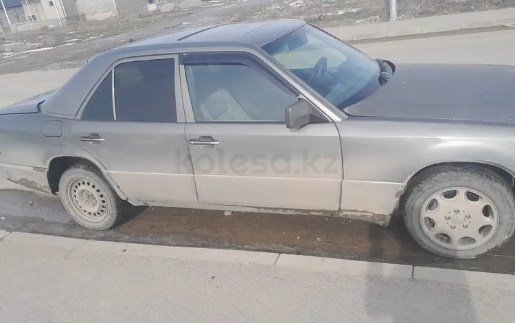 Mercedes-Benz E 260 1990 года за 1 000 000 тг. в Талдыкорган