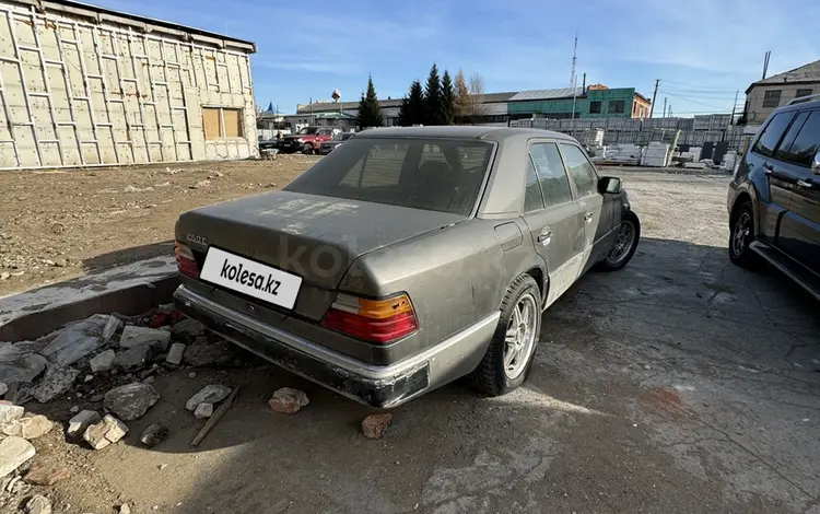 Mercedes-Benz E 260 1991 года за 900 000 тг. в Костанай