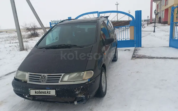 Volkswagen Sharan 1999 года за 1 100 000 тг. в Уральск