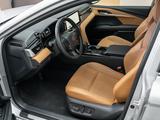 Toyota Camry 2024 года за 20 900 000 тг. в Астана – фото 5
