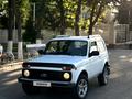 ВАЗ (Lada) Lada 2121 2014 годаүшін2 700 000 тг. в Шымкент