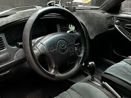 Hyundai Elantra 2001 года за 1 600 000 тг. в Актобе – фото 22
