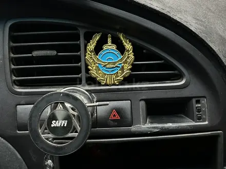 Hyundai Elantra 2001 года за 1 600 000 тг. в Актобе – фото 9