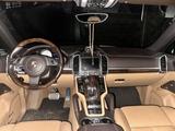 Porsche Cayenne 2011 года за 11 000 000 тг. в Алматы – фото 4