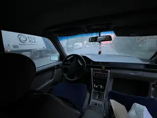Mercedes-Benz E 280