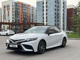 Toyota Camry 2022 года за 14 000 000 тг. в Алматы – фото 4