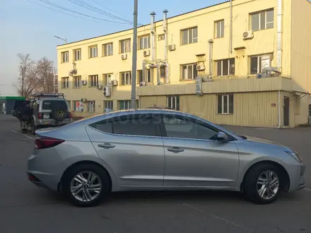 Hyundai Elantra 2020 года за 9 200 000 тг. в Алматы – фото 5