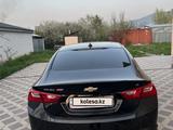 Chevrolet Malibu 2020 года за 9 800 000 тг. в Алматы – фото 4