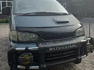 Mitsubishi Delica