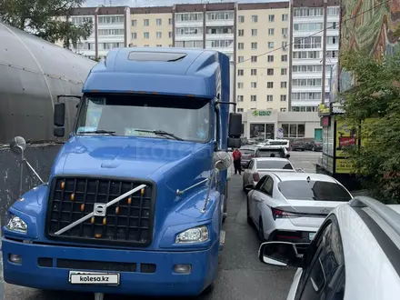 Volvo  VNL 2002 года за 8 500 000 тг. в Затобольск – фото 4