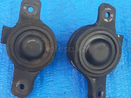 Подушки двигателя EJ25 SUBARU за 15 000 тг. в Алматы