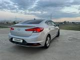 Hyundai Elantra 2020 годаfor9 300 000 тг. в Актобе – фото 3