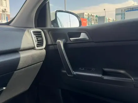 Kia Sportage 2020 года за 8 480 000 тг. в Алматы – фото 22