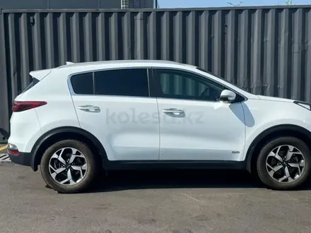 Kia Sportage 2020 года за 8 480 000 тг. в Алматы – фото 4