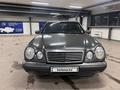 Mercedes-Benz E 230 1996 года за 2 100 000 тг. в Астана