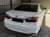 Toyota Camry 2015 годаүшін10 000 000 тг. в Алматы – фото 2