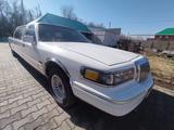 Lincoln Town Car 1997 года за 2 000 000 тг. в Актобе