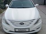 Hyundai Sonata 2012 годаfor6 100 000 тг. в Тараз – фото 2