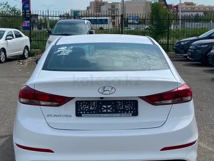 Hyundai Elantra 2018 года за 5 690 000 тг. в Астана – фото 5