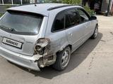 Mazda Familia 1999 годаүшін600 000 тг. в Сатпаев – фото 2