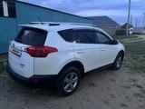 Toyota RAV4 2014 годаүшін10 200 000 тг. в Актобе – фото 4