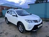 Toyota RAV4 2014 годаүшін10 200 000 тг. в Актобе