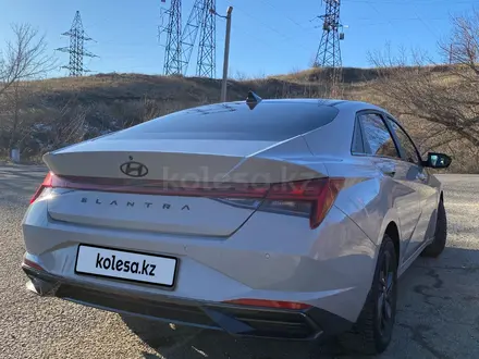 Hyundai Elantra 2021 года за 9 600 000 тг. в Усть-Каменогорск – фото 8