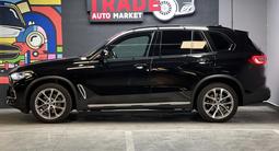 BMW X5 2020 года за 27 195 000 тг. в Алматы – фото 3