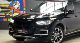 BMW X5 2020 года за 27 195 000 тг. в Алматы – фото 2